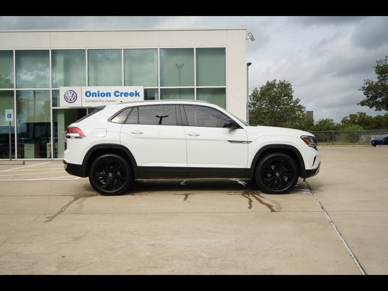 2020 Volkswagen Atlas Cross Sport 2.0T SEL