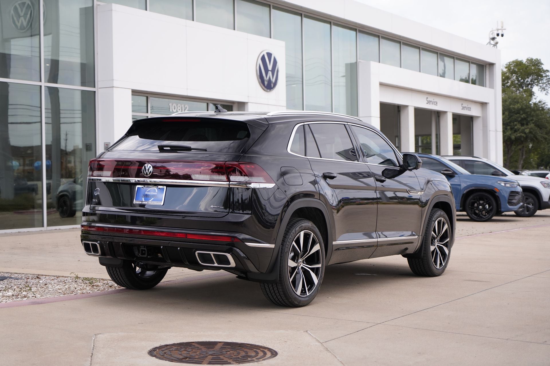 2026 Volkswagen Atlas Cross Sport 2.0T SEL Premium R-Line