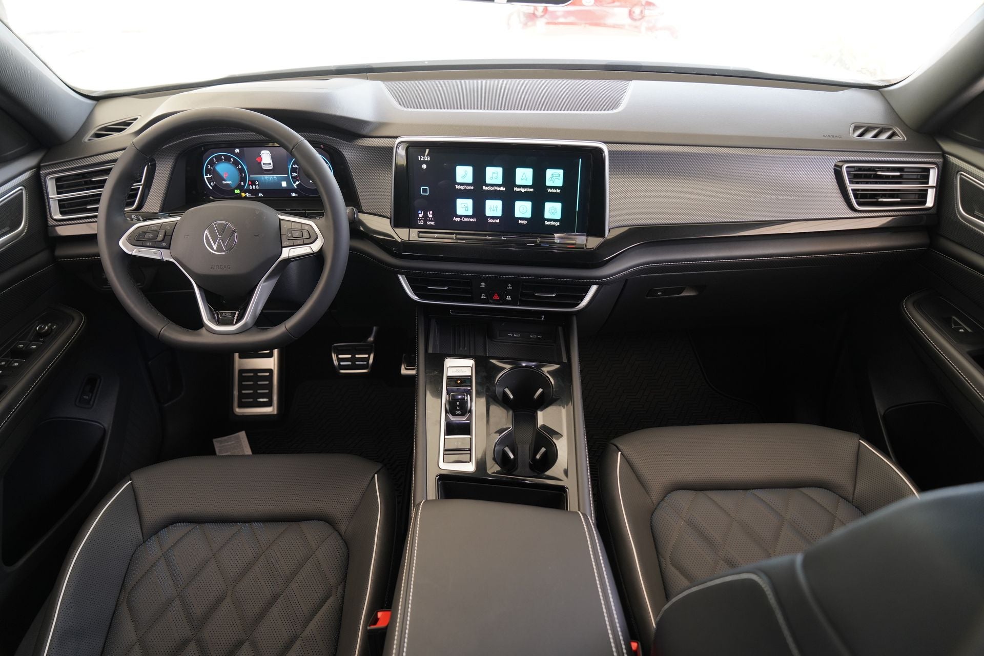 2026 Volkswagen Atlas Cross Sport 2.0T SEL Premium R-Line