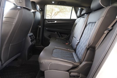 2026 Volkswagen Atlas Cross Sport 2.0T SEL Premium R-Line