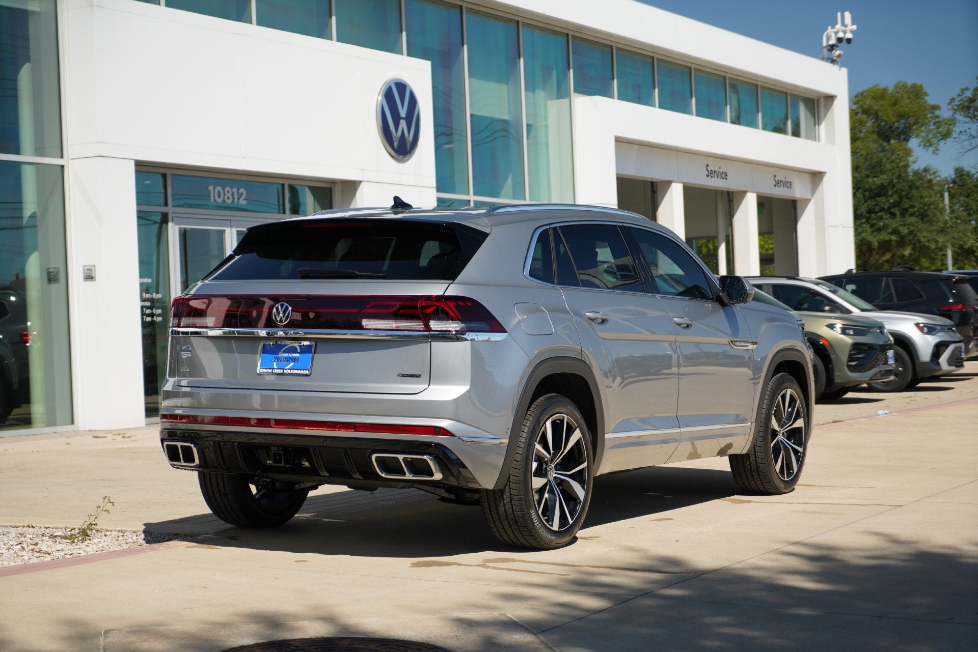 2026 Volkswagen Atlas Cross Sport 2.0T SEL Premium R-Line
