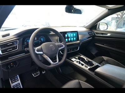 2026 Volkswagen Atlas Cross Sport 2.0T SEL Premium R-Line
