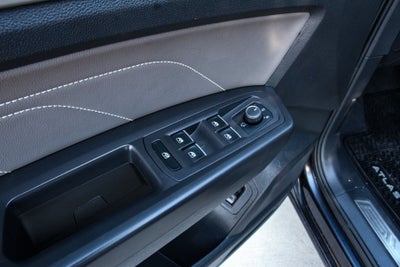 2023 Volkswagen Atlas Cross Sport 3.6L V6 SEL Premium R-Line