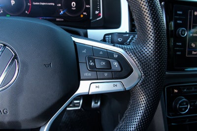 2023 Volkswagen Atlas Cross Sport 3.6L V6 SEL Premium R-Line