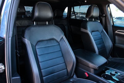 2023 Volkswagen Atlas Cross Sport 3.6L V6 SEL Premium R-Line