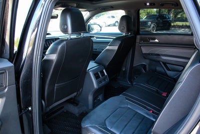 2023 Volkswagen Atlas Cross Sport 3.6L V6 SEL Premium R-Line