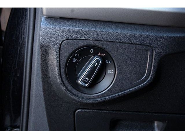 2023 Volkswagen Atlas Cross Sport 3.6L V6 SEL Premium R-Line