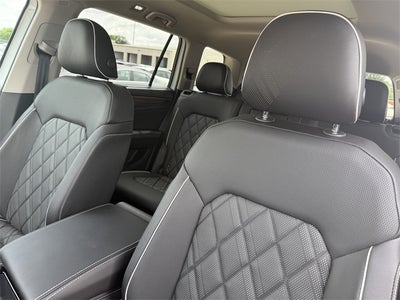 2025 Volkswagen Atlas 2.0T SEL Premium R-Line