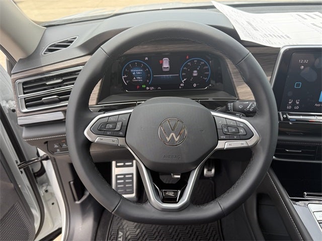 2025 Volkswagen Atlas 2.0T SEL Premium R-Line