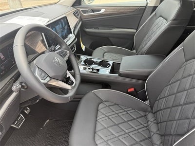 2025 Volkswagen Atlas 2.0T SEL Premium R-Line