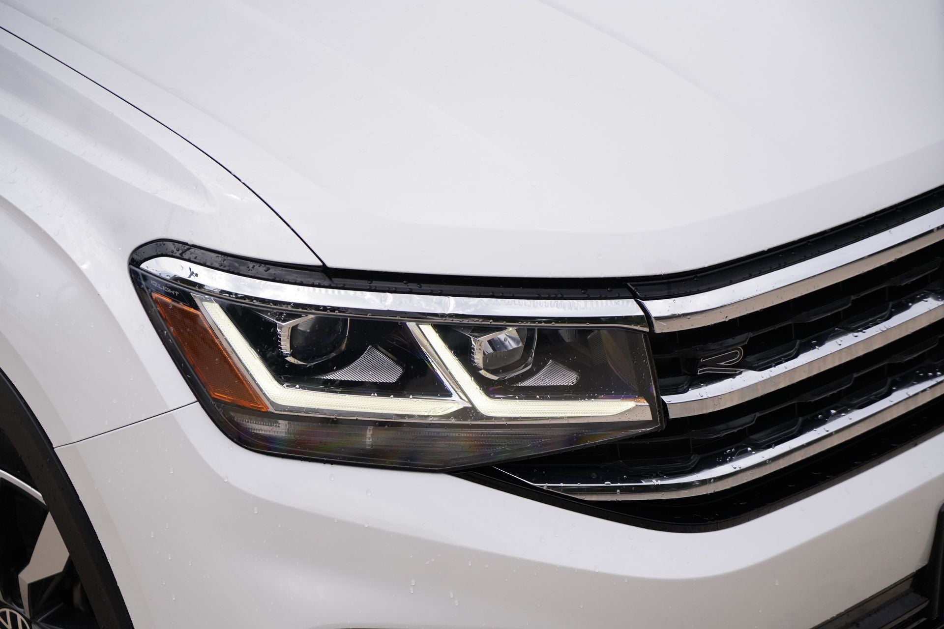 2023 Volkswagen Atlas 3.6L V6 SEL Premium R-Line