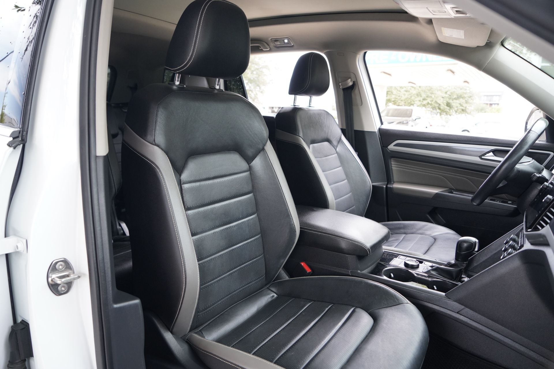 2023 Volkswagen Atlas 3.6L V6 SEL Premium R-Line