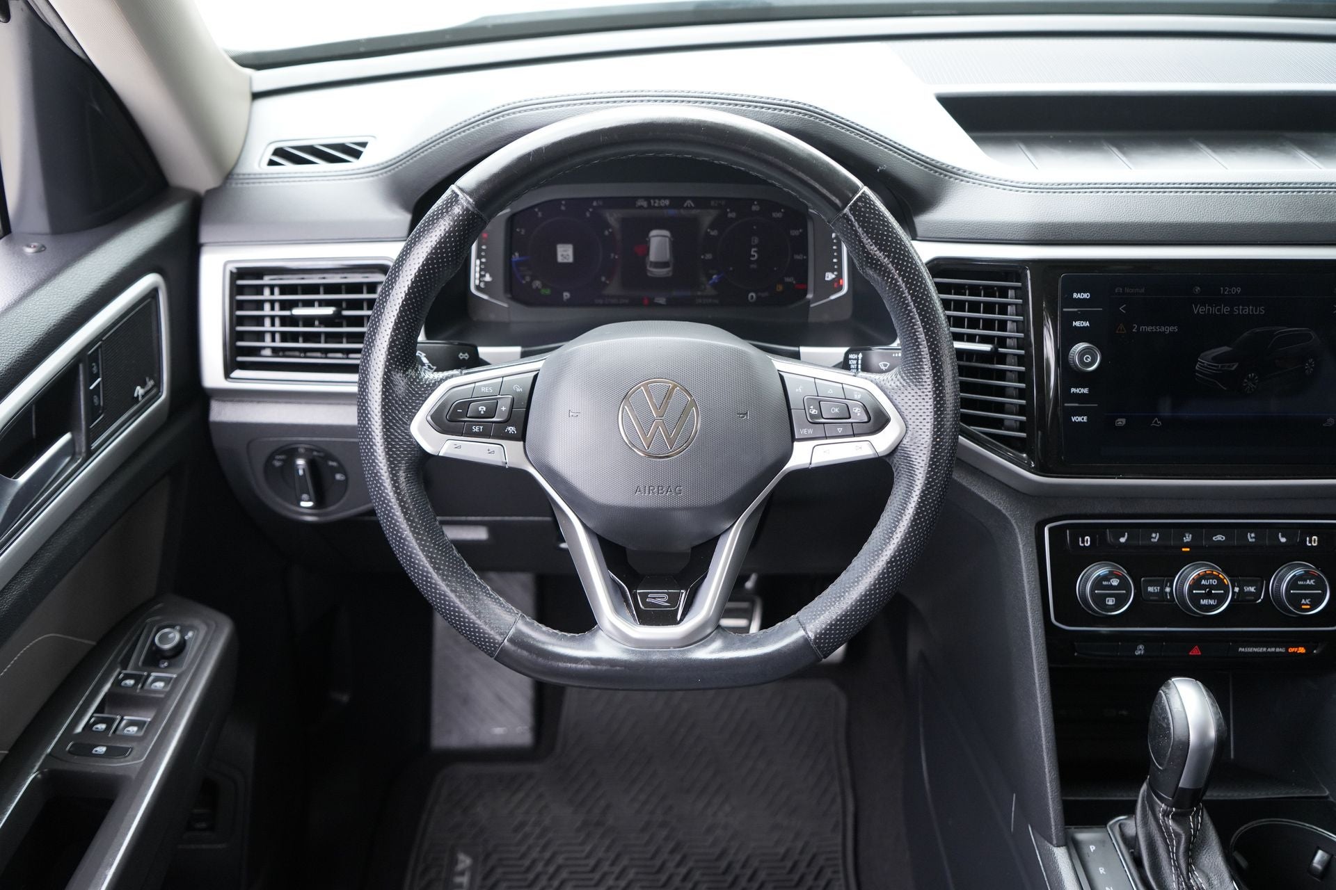 2023 Volkswagen Atlas 3.6L V6 SEL Premium R-Line