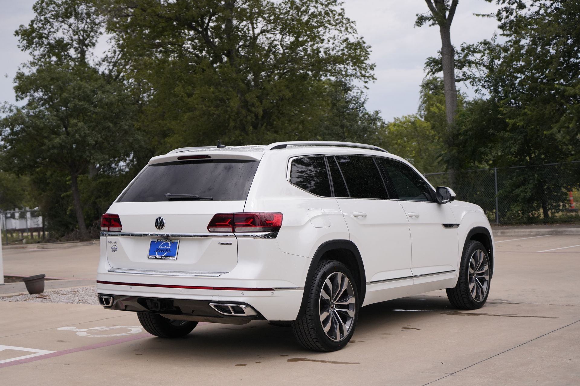 2023 Volkswagen Atlas 3.6L V6 SEL Premium R-Line