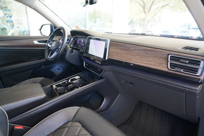 2025 Volkswagen Atlas 2.0T SEL Premium R-Line