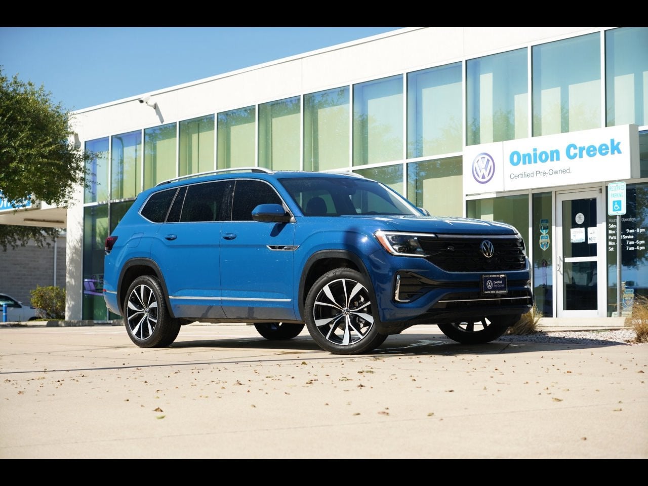 2025 Volkswagen Atlas 2.0T SEL Premium R-Line