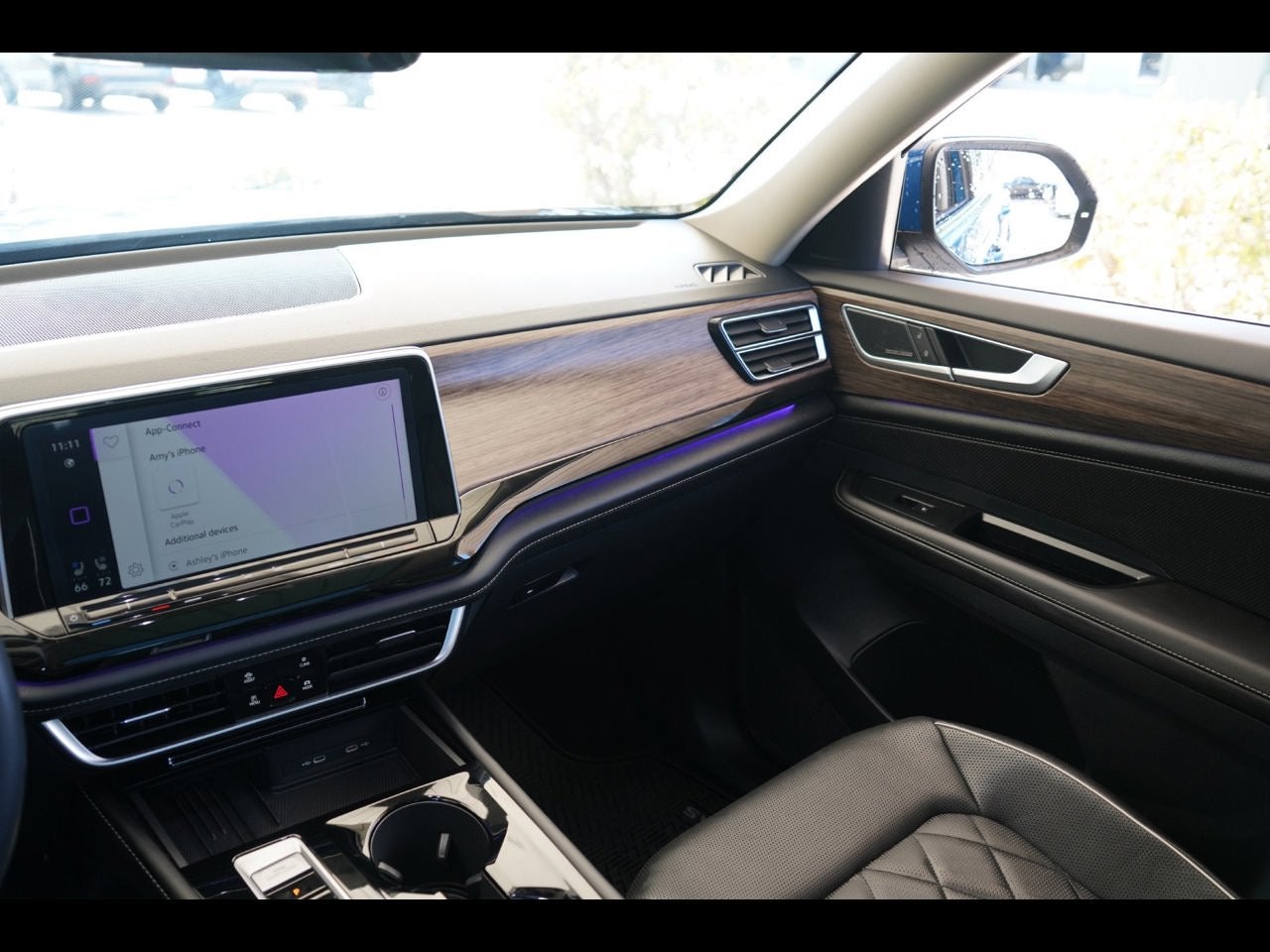 2025 Volkswagen Atlas 2.0T SEL Premium R-Line