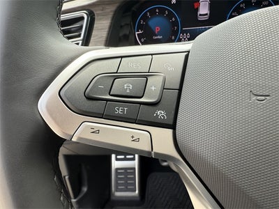 2025 Volkswagen Atlas 2.0T SEL Premium R-Line