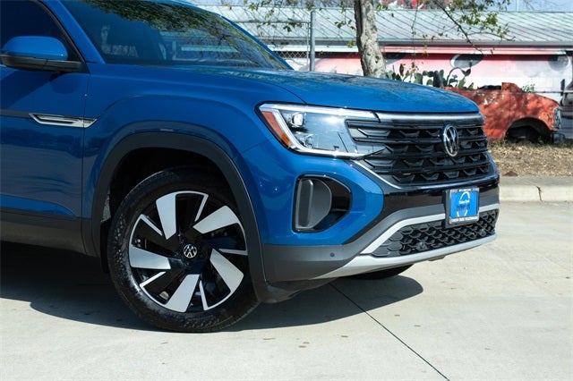 2025 Volkswagen Atlas Cross Sport 2.0T SE w/Technology