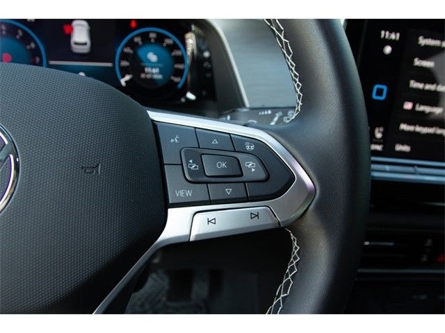 2025 Volkswagen Atlas Cross Sport 2.0T SE w/Technology