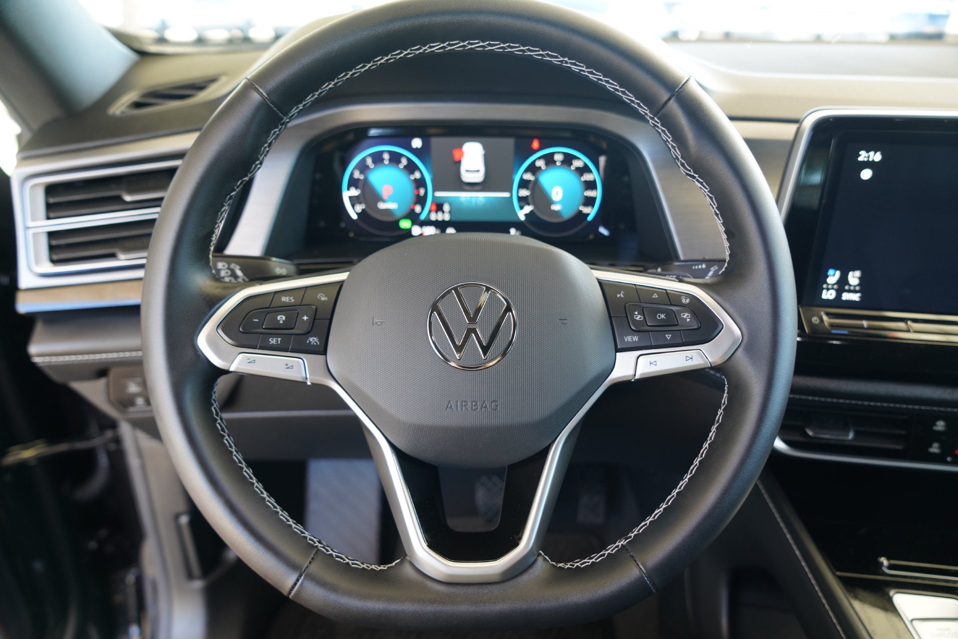 2026 Volkswagen Atlas Cross Sport 2.0T SE W/TECHNOLOGY