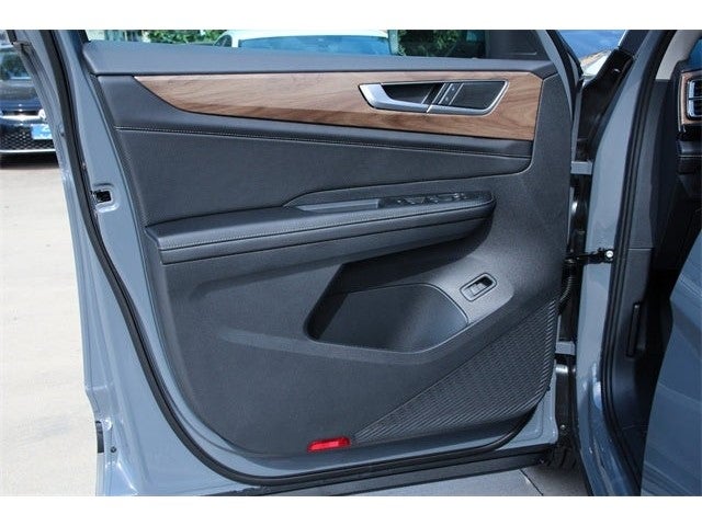 2026 Volkswagen Atlas 2.0T SE w/ Technology