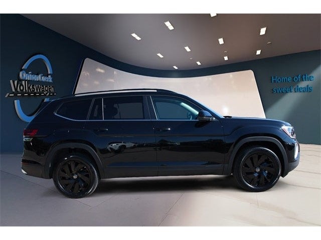 2026 Volkswagen Atlas 2.0T SE w/ Technology