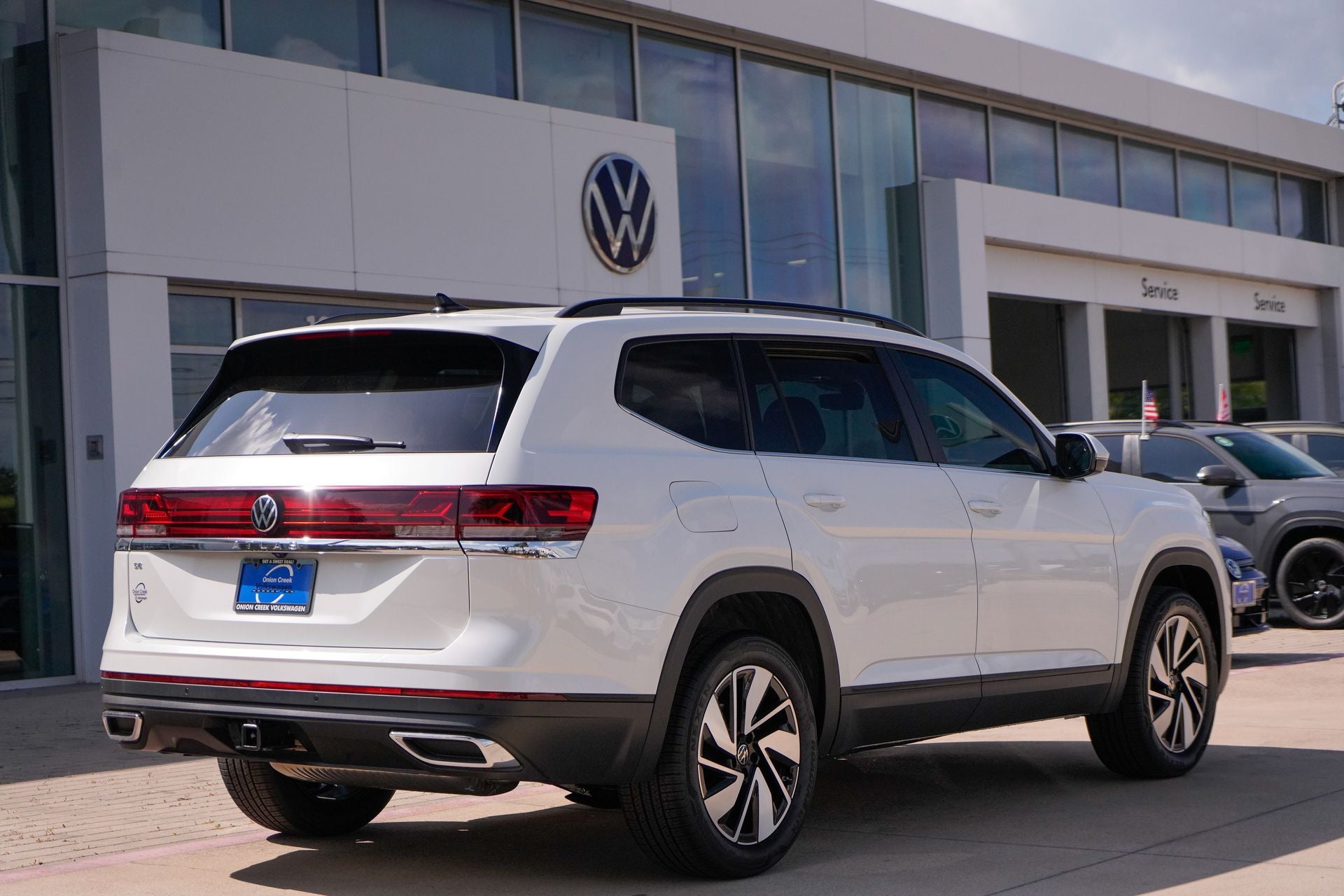 2026 Volkswagen Atlas 2.0T SE w/Technology