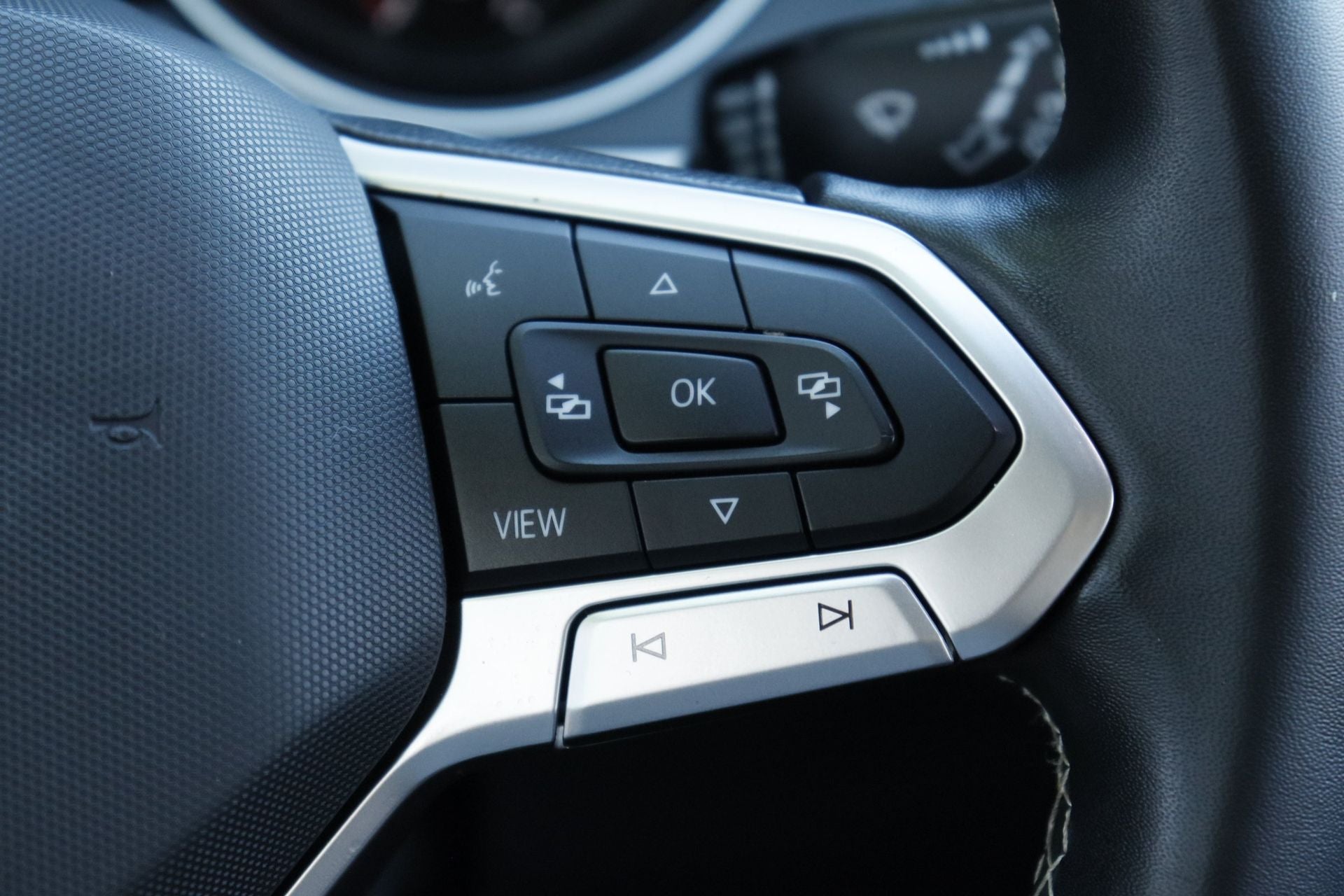2021 Volkswagen Atlas 2.0T SE w/Technology