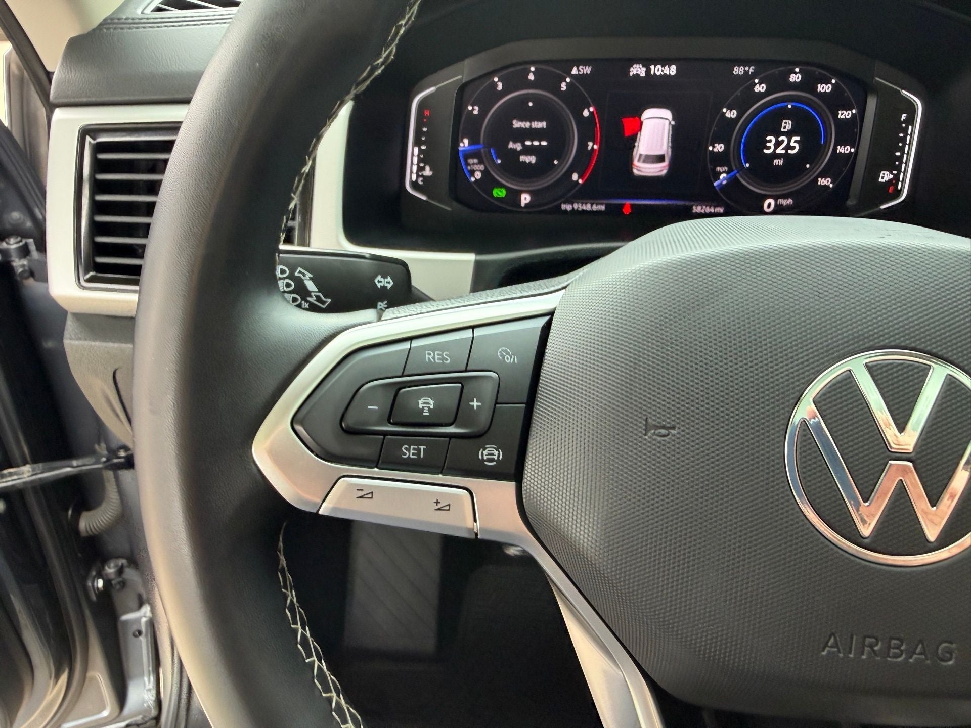 2022 Volkswagen Atlas 3.6L V6 SE w/Technology