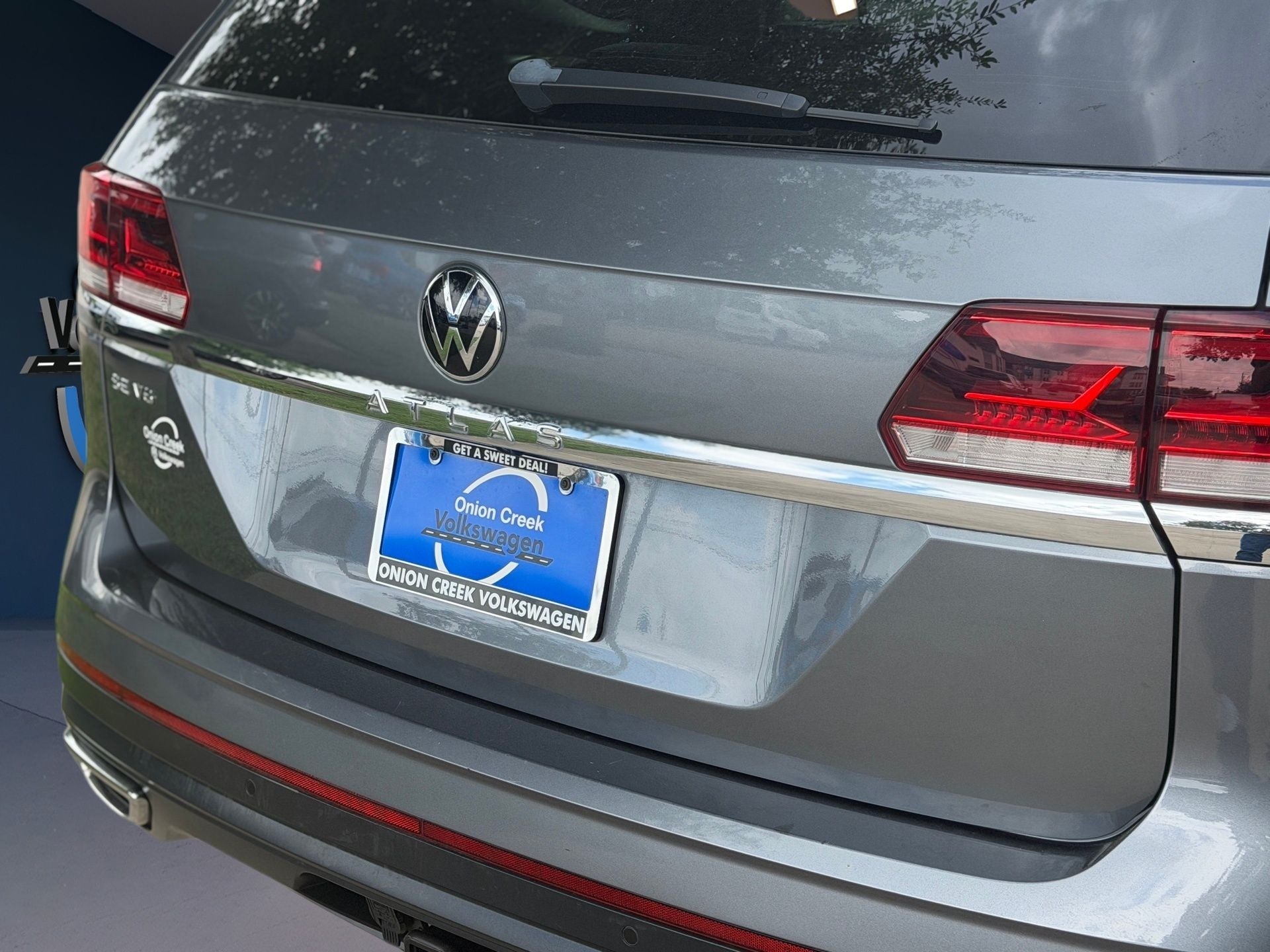 2022 Volkswagen Atlas 3.6L V6 SE w/Technology
