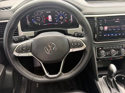 2022 Volkswagen Atlas 3.6L V6 SE w/Technology