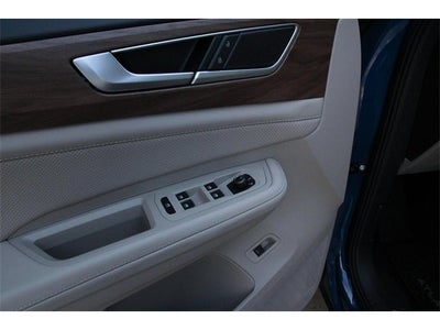 2025 Volkswagen Atlas 2.0T SE w/ Technology