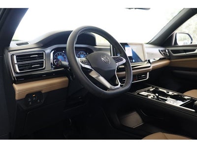 2024 Volkswagen Atlas Cross Sport 2.0T SE w/Technology
