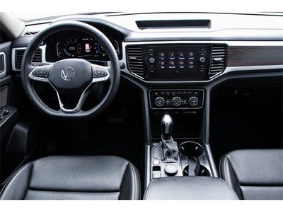 2022 Volkswagen Atlas 3.6L V6 SE w/Technology