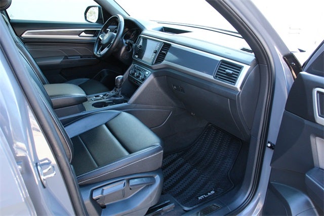 2021 Volkswagen Atlas Cross Sport 3.6L V6 SE w/Technology R-Line