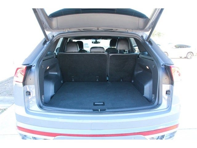 2021 Volkswagen Atlas Cross Sport 3.6L V6 SE w/Technology R-Line