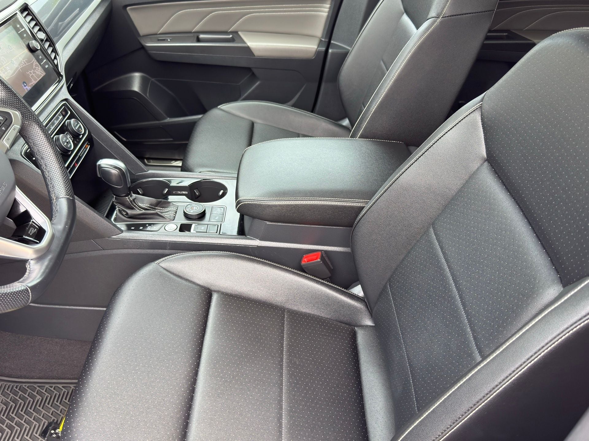2023 Volkswagen Atlas 3.6L V6 SEL R-Line