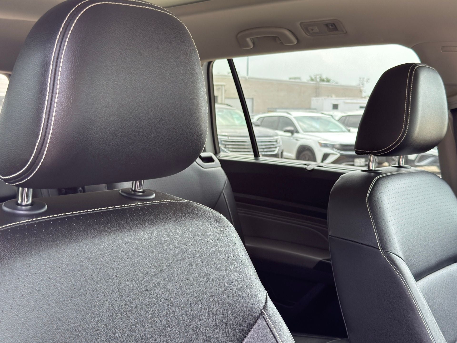 2023 Volkswagen Atlas 3.6L V6 SEL R-Line