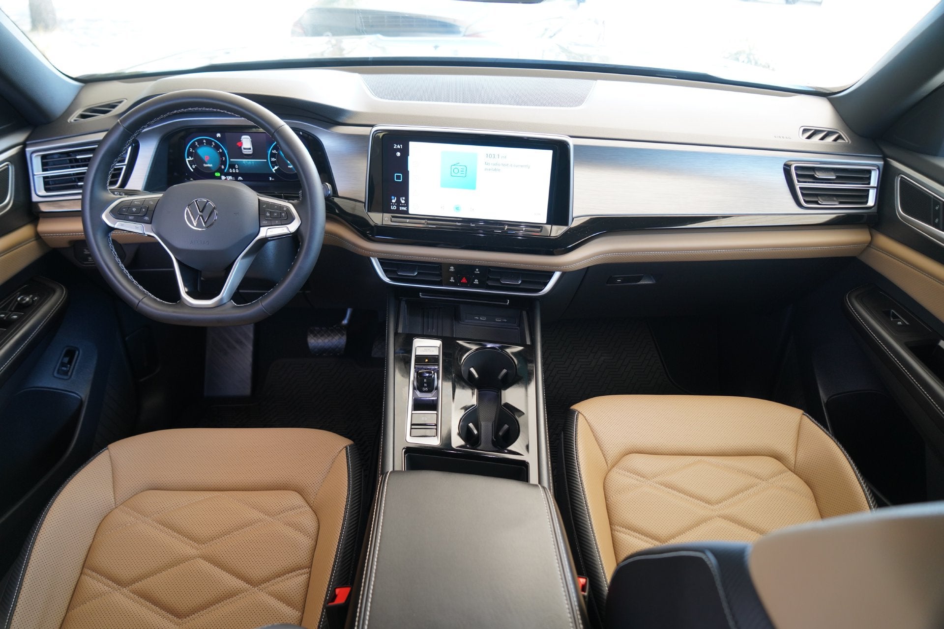 2026 Volkswagen Atlas Cross Sport 2.0T SE W/TECHNOLOGY
