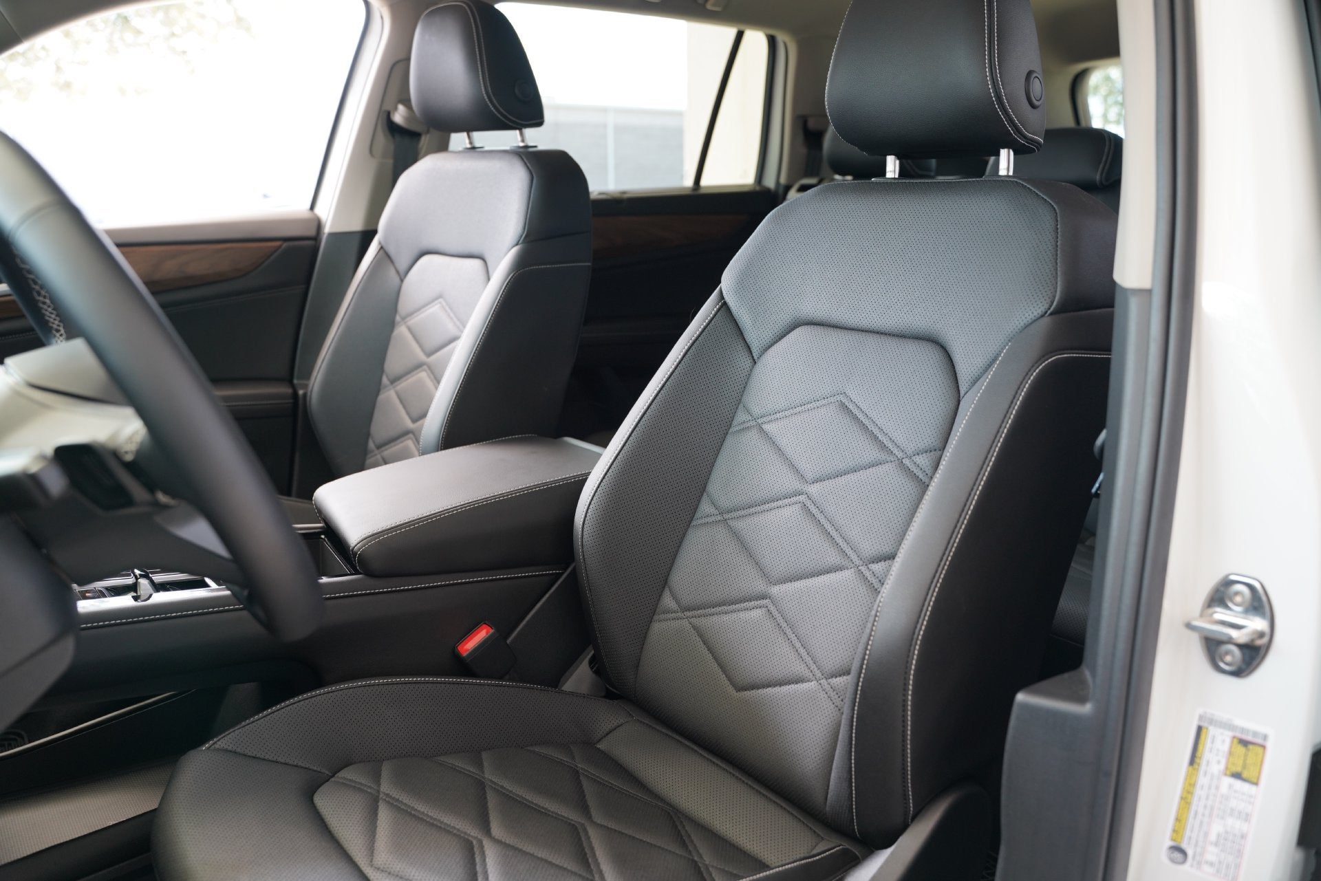 2026 Volkswagen Atlas SE w/Technology