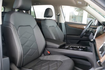 2026 Volkswagen Atlas SE w/Technology
