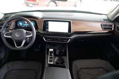2026 Volkswagen Atlas SE w/Technology