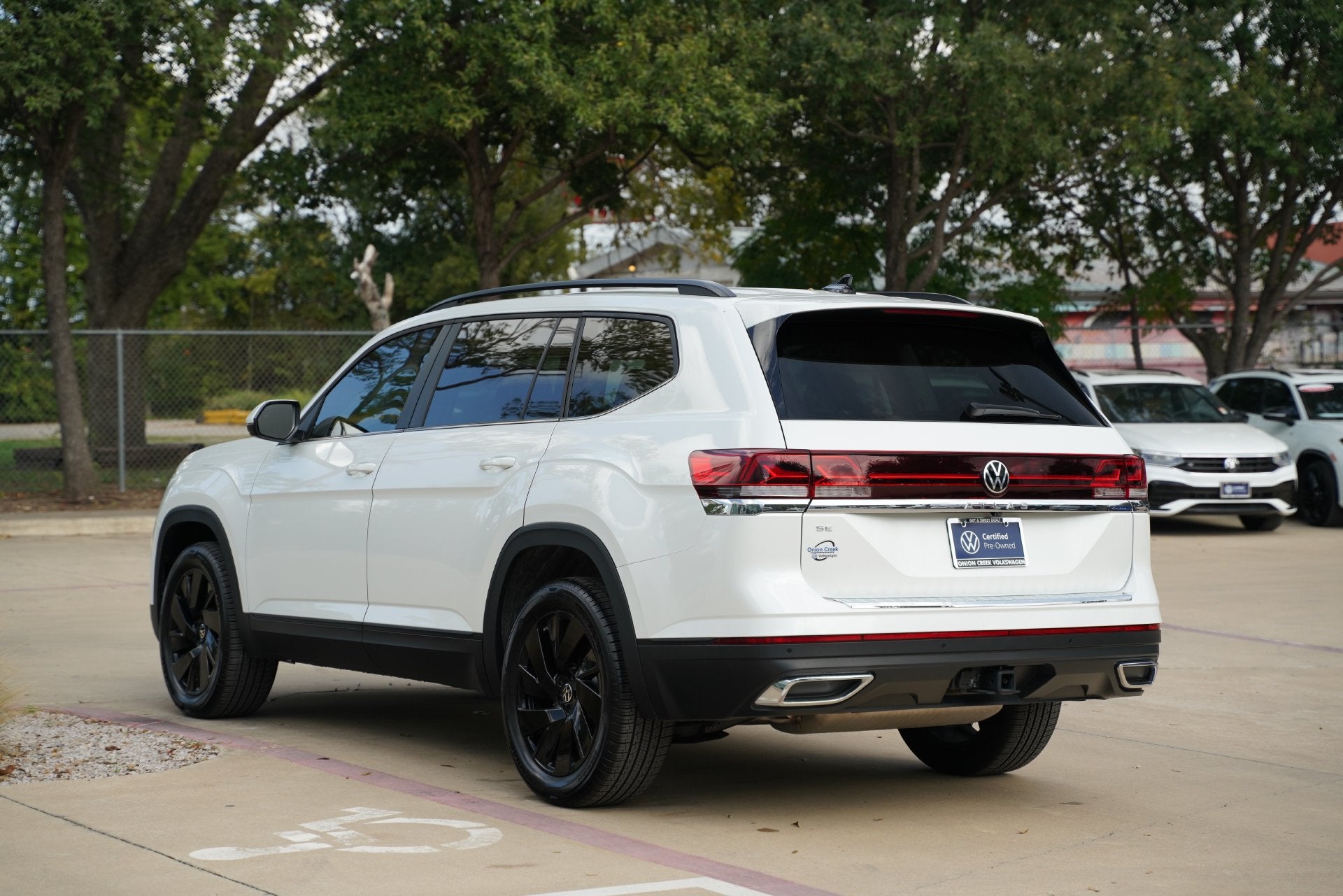2026 Volkswagen Atlas SE w/Technology