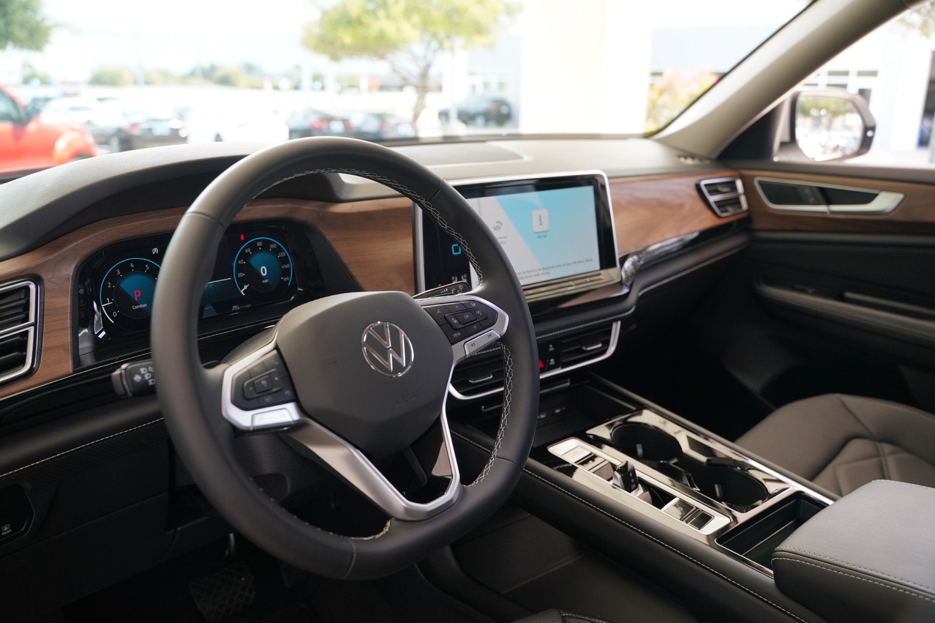 2026 Volkswagen Atlas SE w/Technology