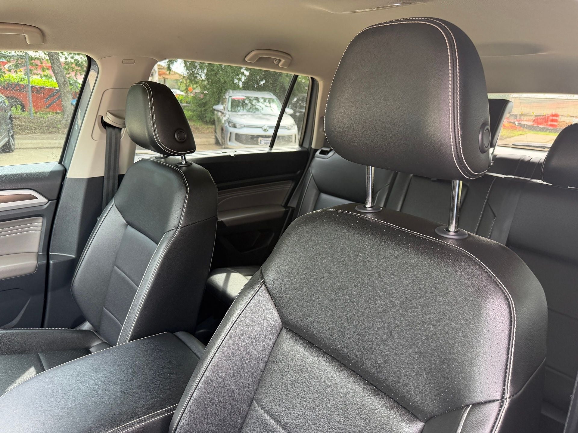 2023 Volkswagen Atlas 2.0T SE w/Technology