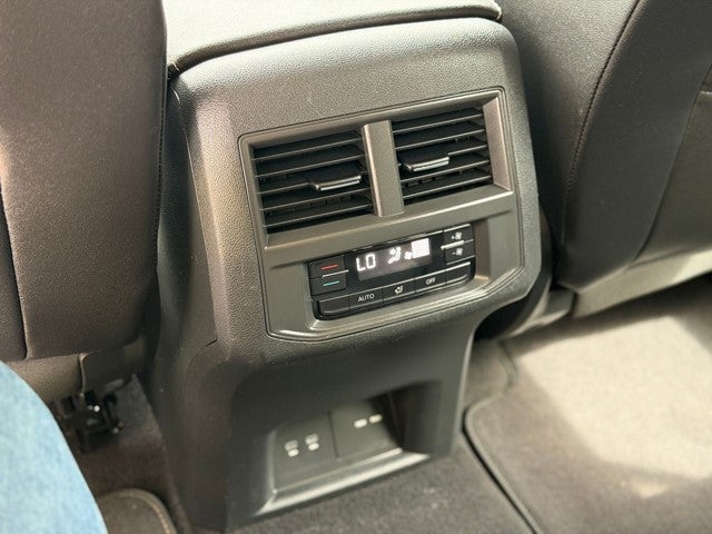 2023 Volkswagen Atlas 2.0T SE w/Technology