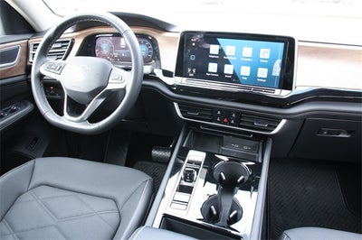 2024 Volkswagen Atlas 2.0T SE w/Technology