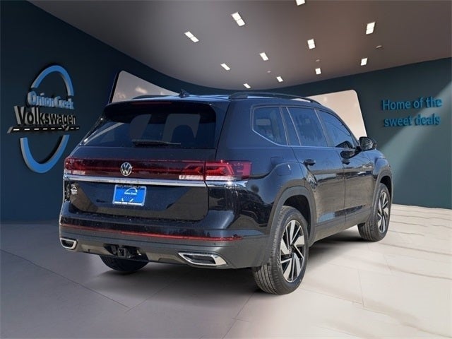 2025 Volkswagen Atlas 2.0T SE w/ Technology