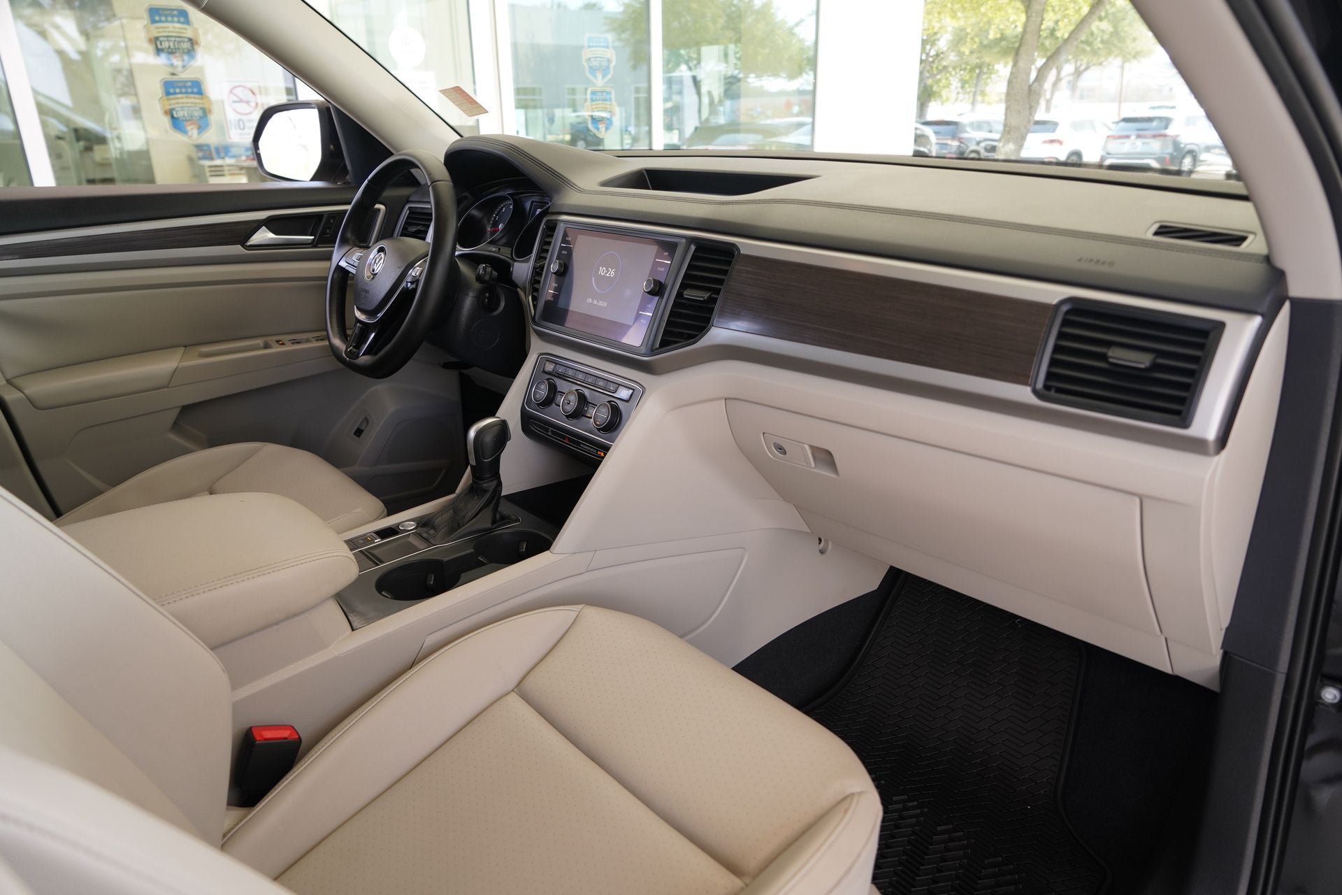 2020 Volkswagen Atlas 3.6L V6 SE w/Technology